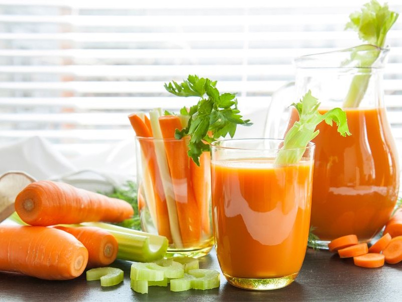 Nước Ép Cần Tây Mix Cà 