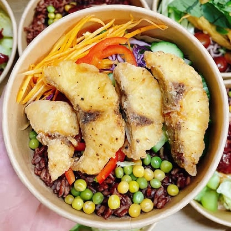 (ĐB) Thứ 7 - Cơm Gạo Lứt Cá Basa sốt Chanh Dây